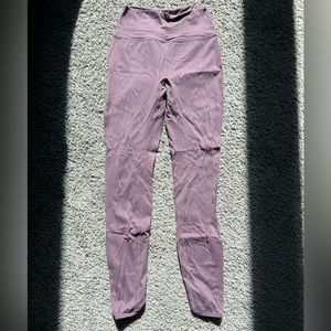 Alphalete harmony leggings in black plum